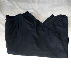 Nike 3/4 Joggers Size Medium